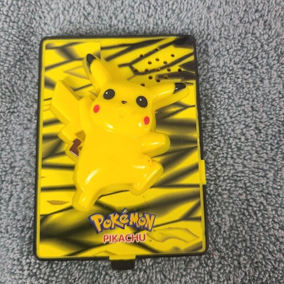 2000‎ Pikachu 4" Burger King  Action Figure Card  Nintendo Pokemon - Picture 1 of 6